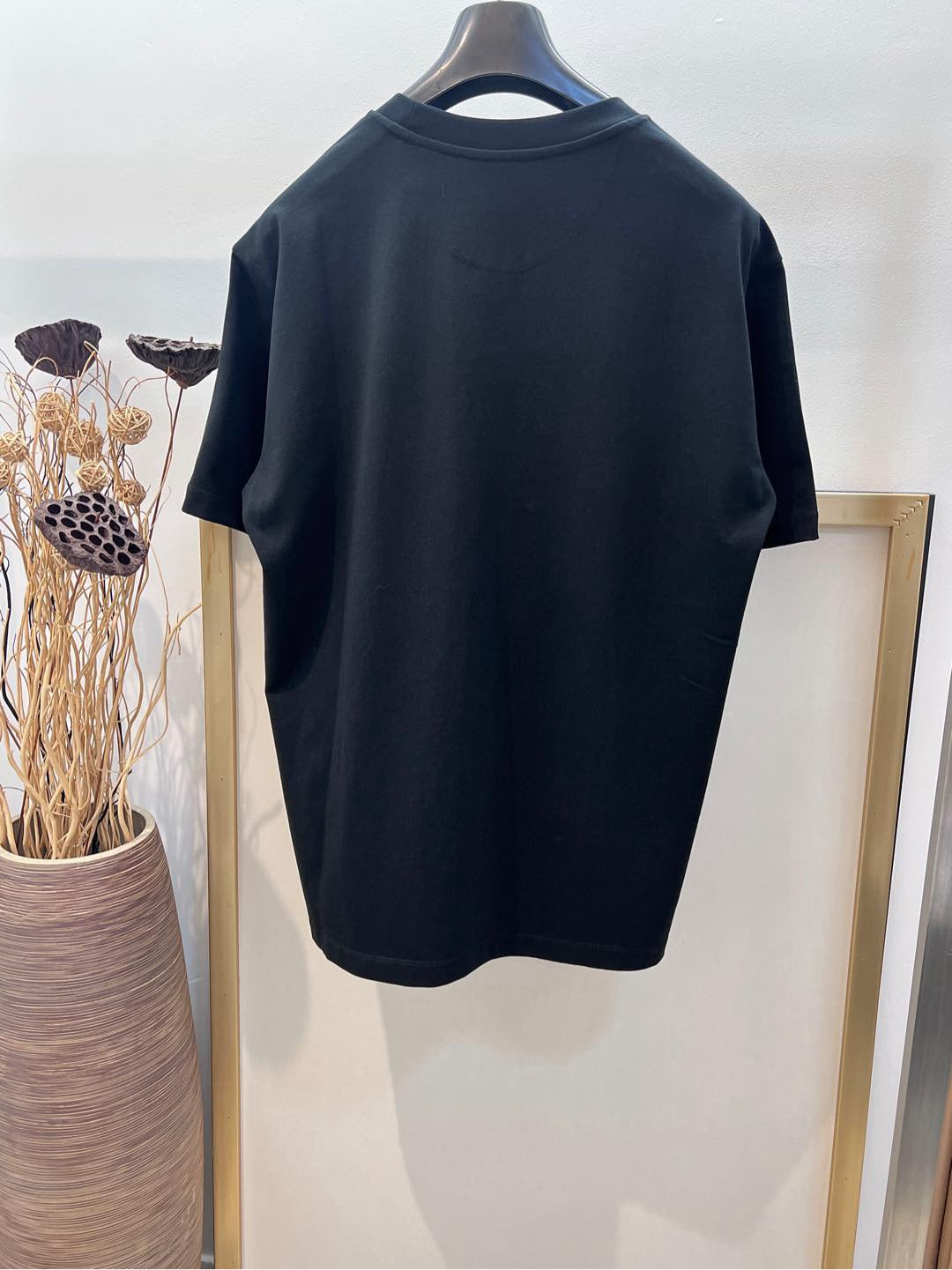 Schwarzes T-Shirt
