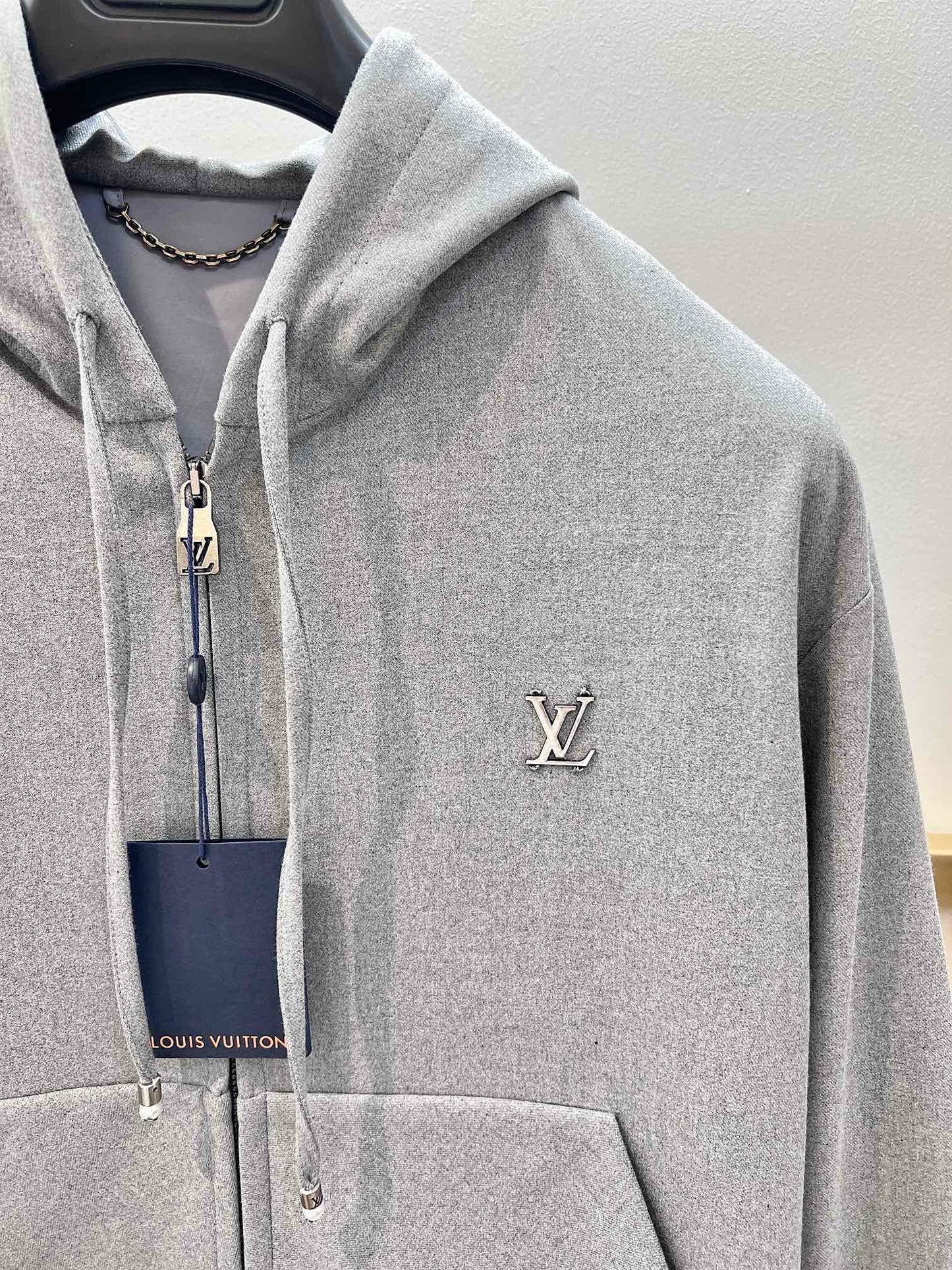 Graue Jacke