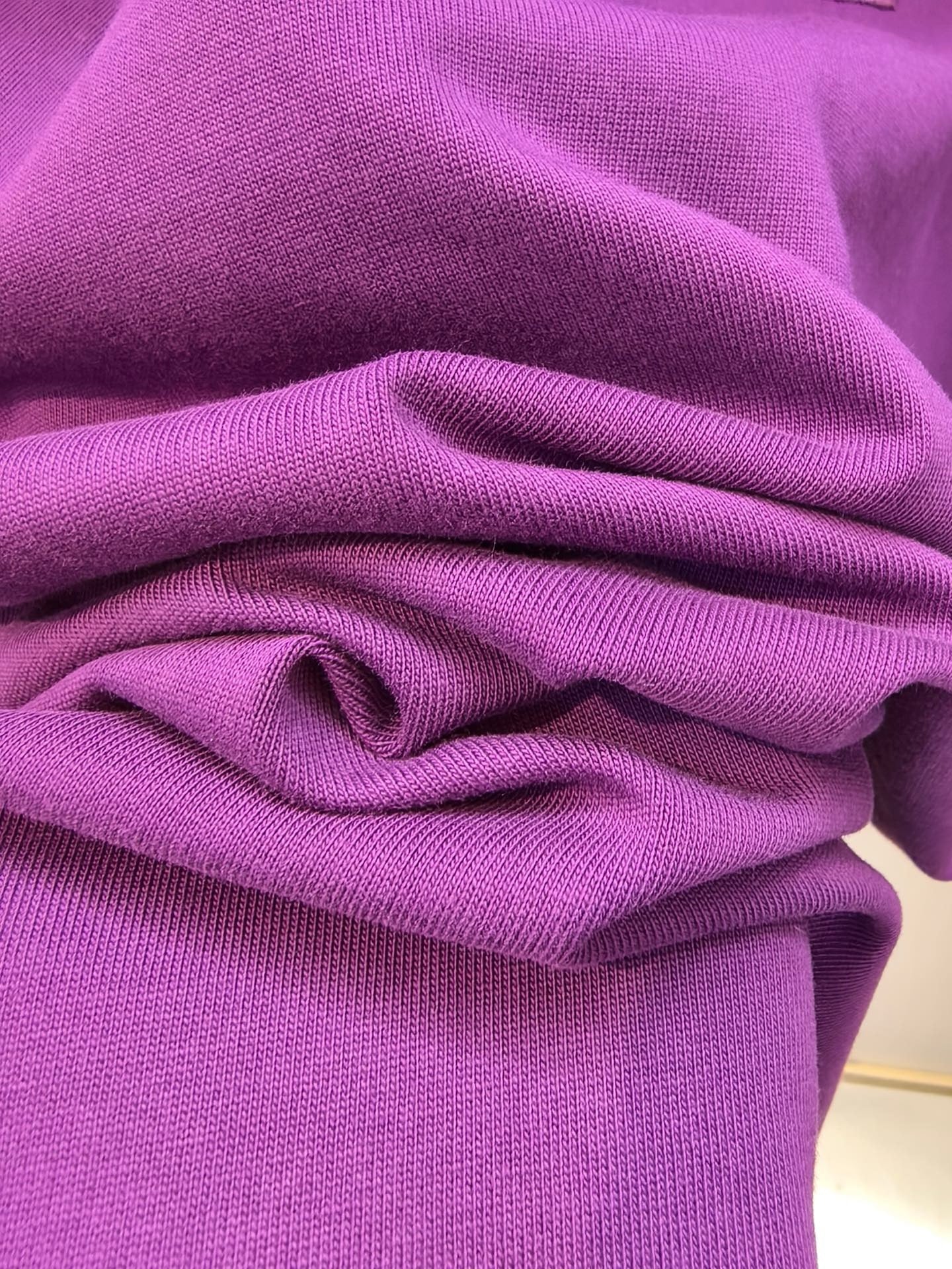 Mehrfarbiges T-Shirt