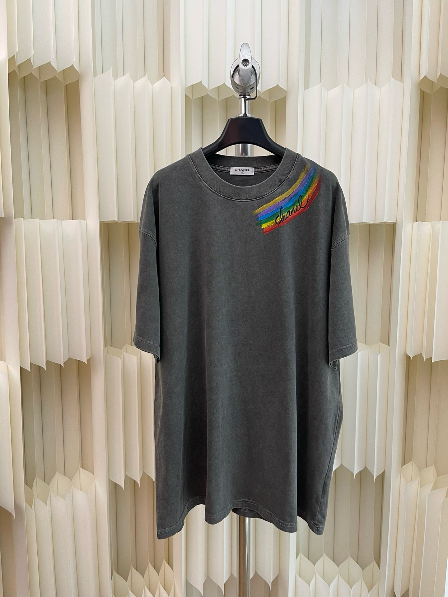 Camiseta negra oscura
