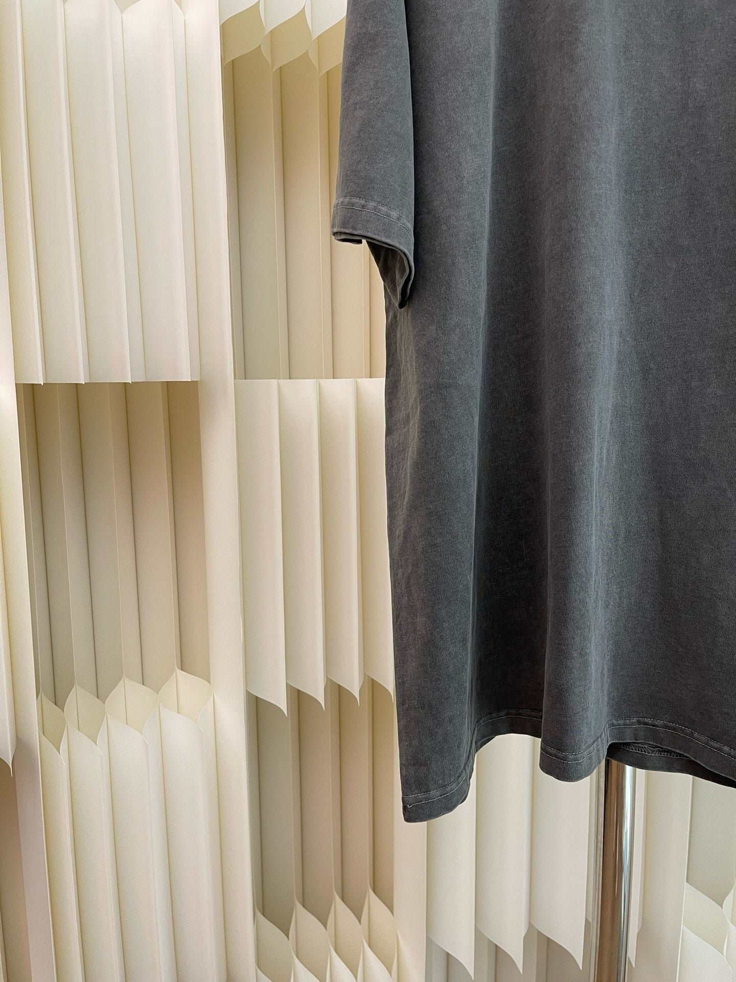 Camiseta negra oscura