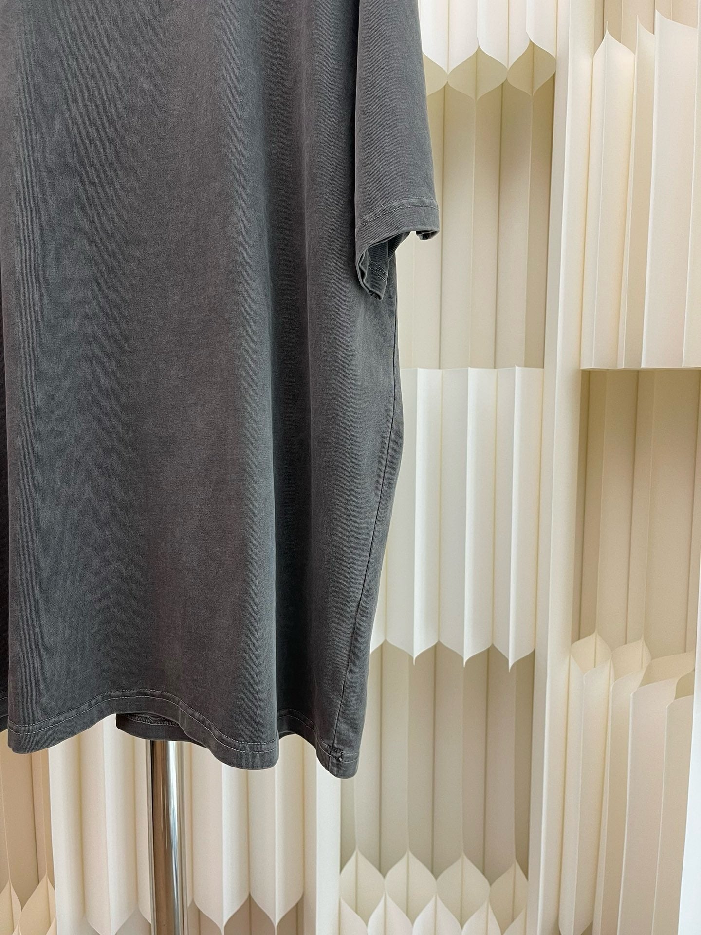 Camiseta negra oscura