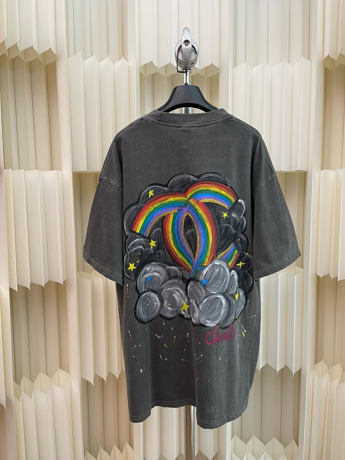 Camiseta negra oscura