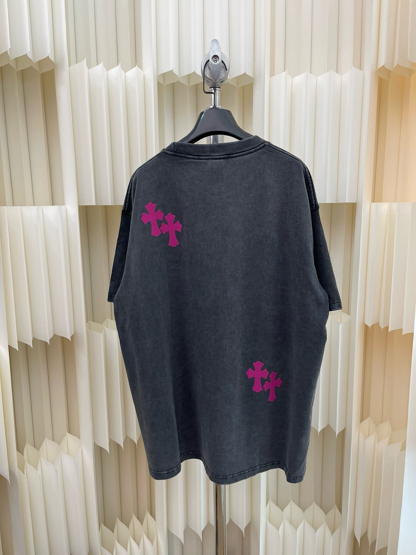 Camiseta negra oscura