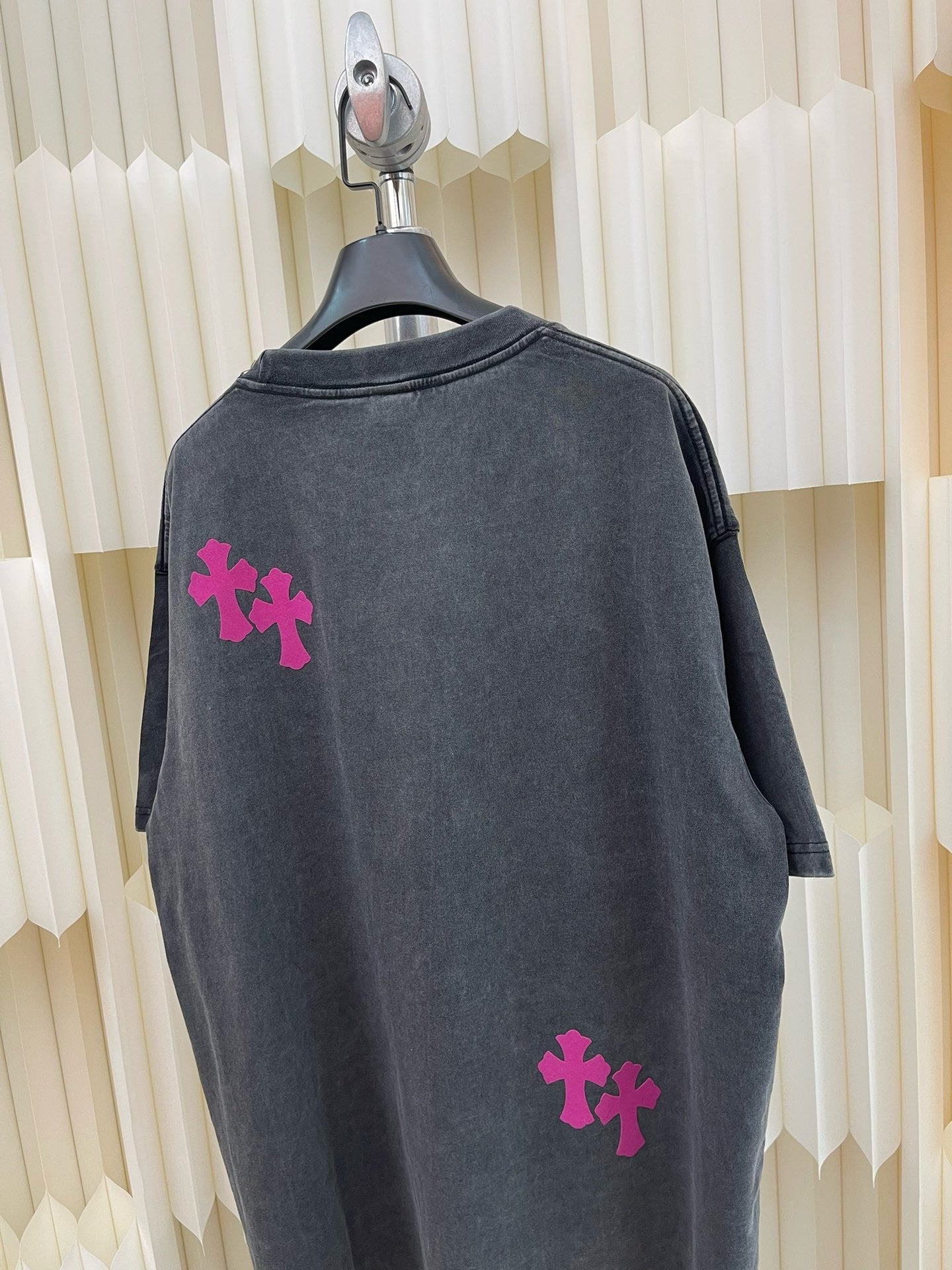 Camiseta negra oscura