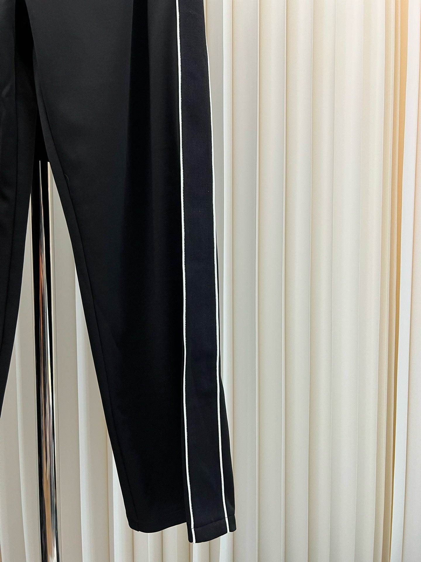 Pantalón negro