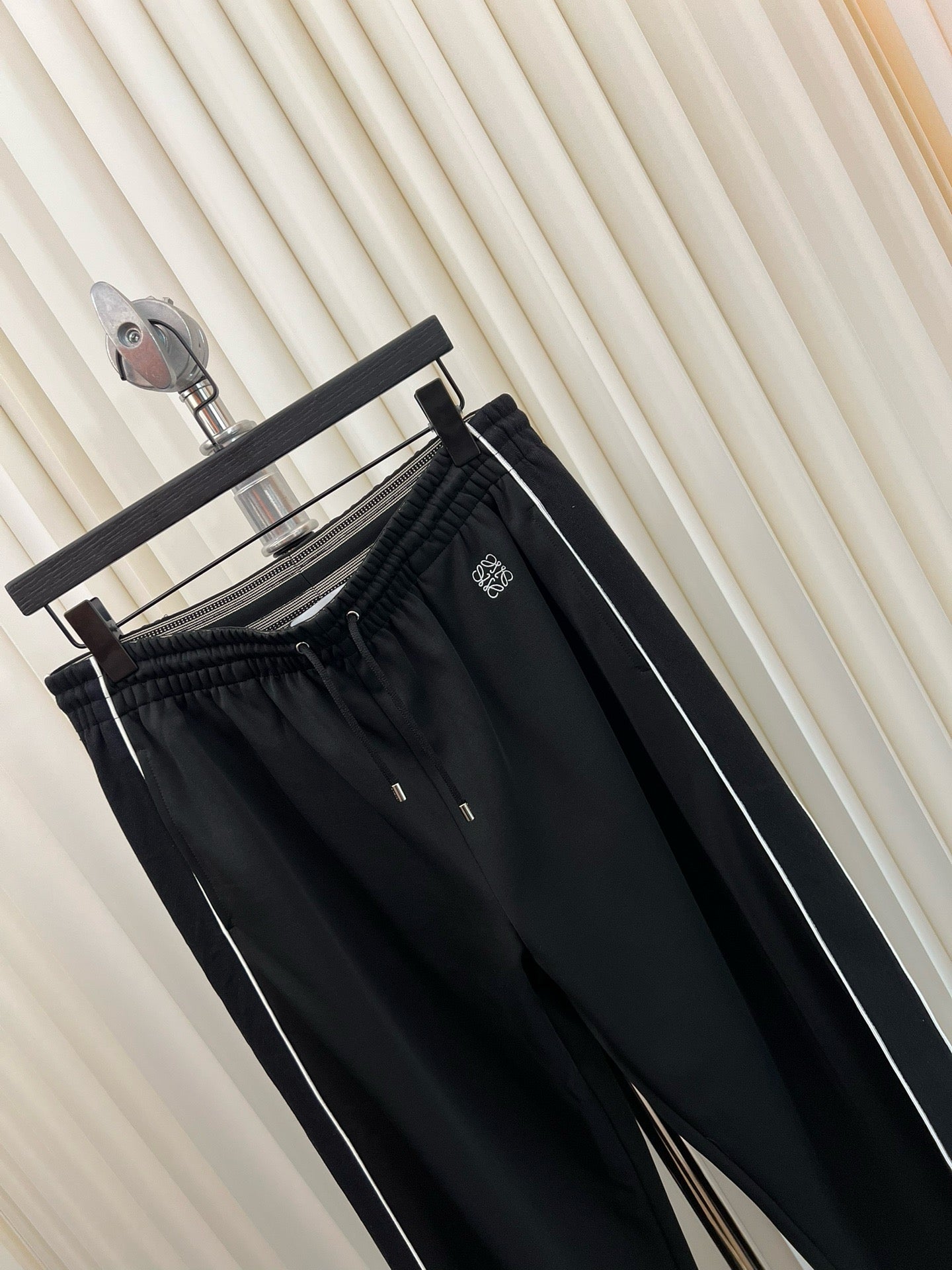 Pantalón negro