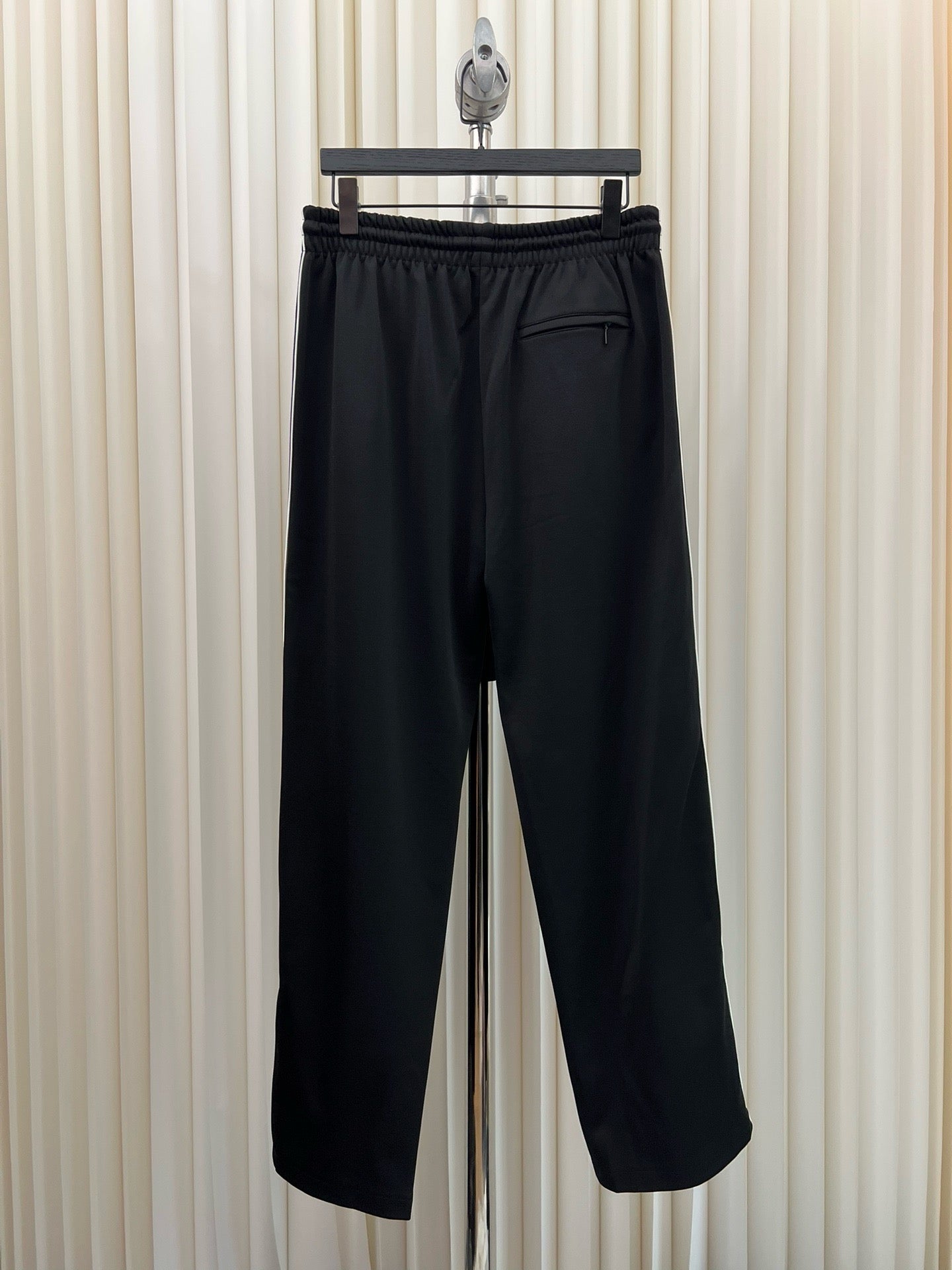 Pantalón negro