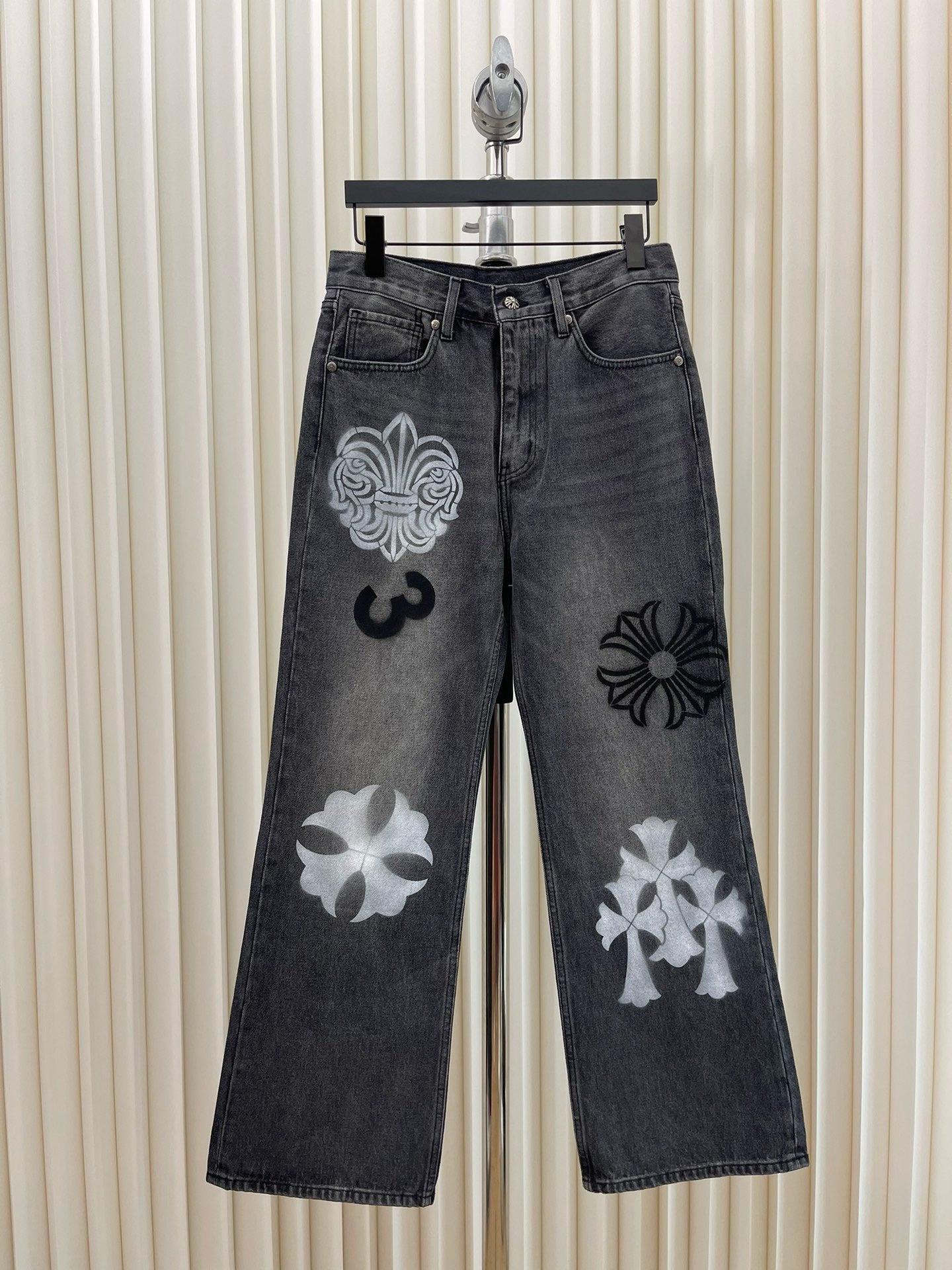 Pantalón negro claro