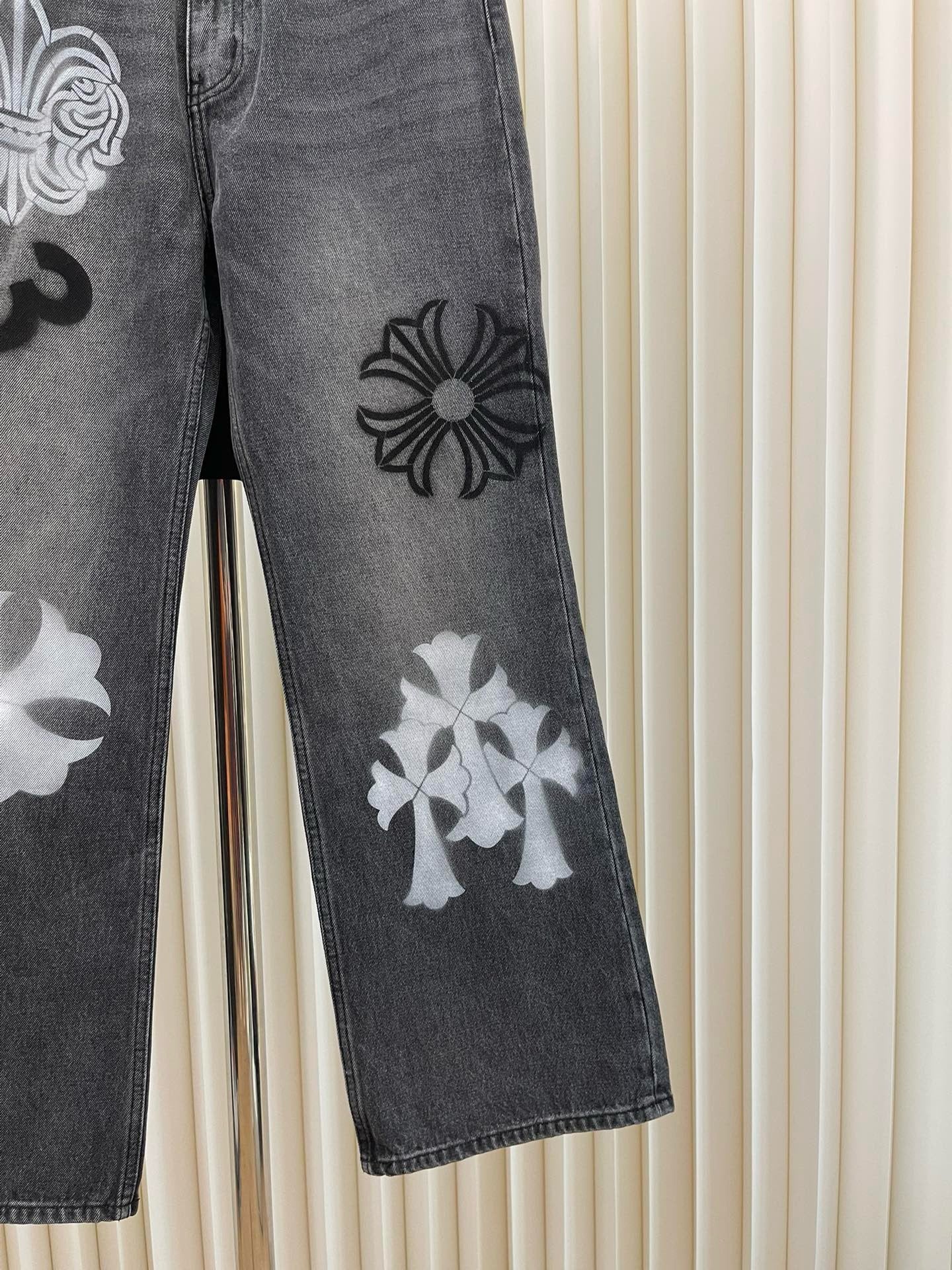 Pantalón negro claro
