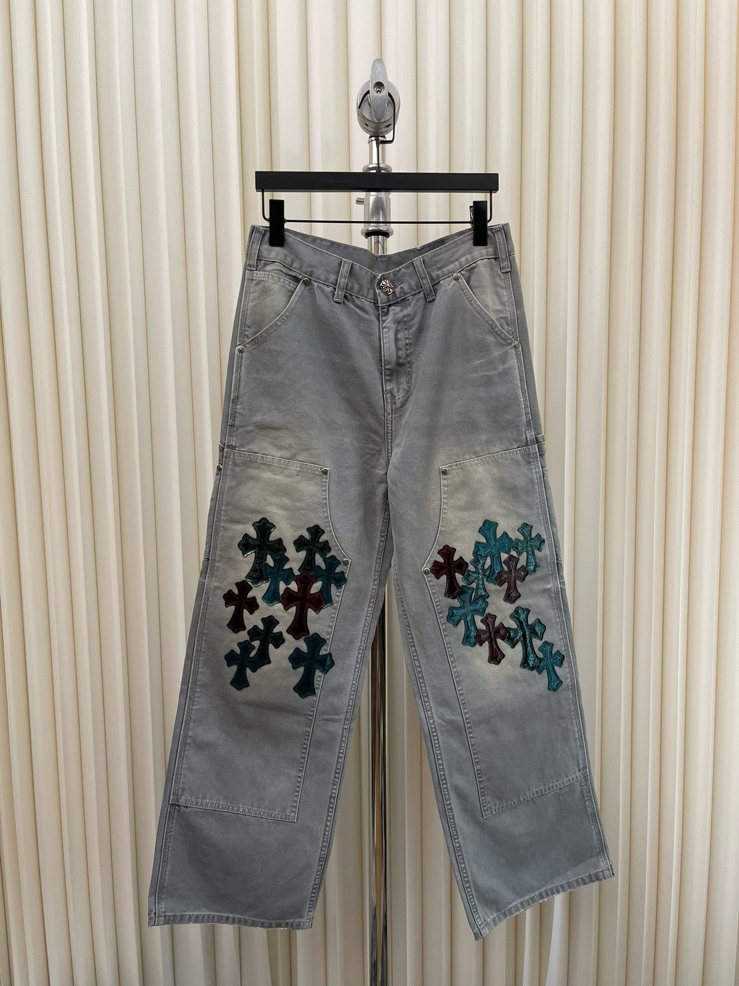 Pantalón gris
