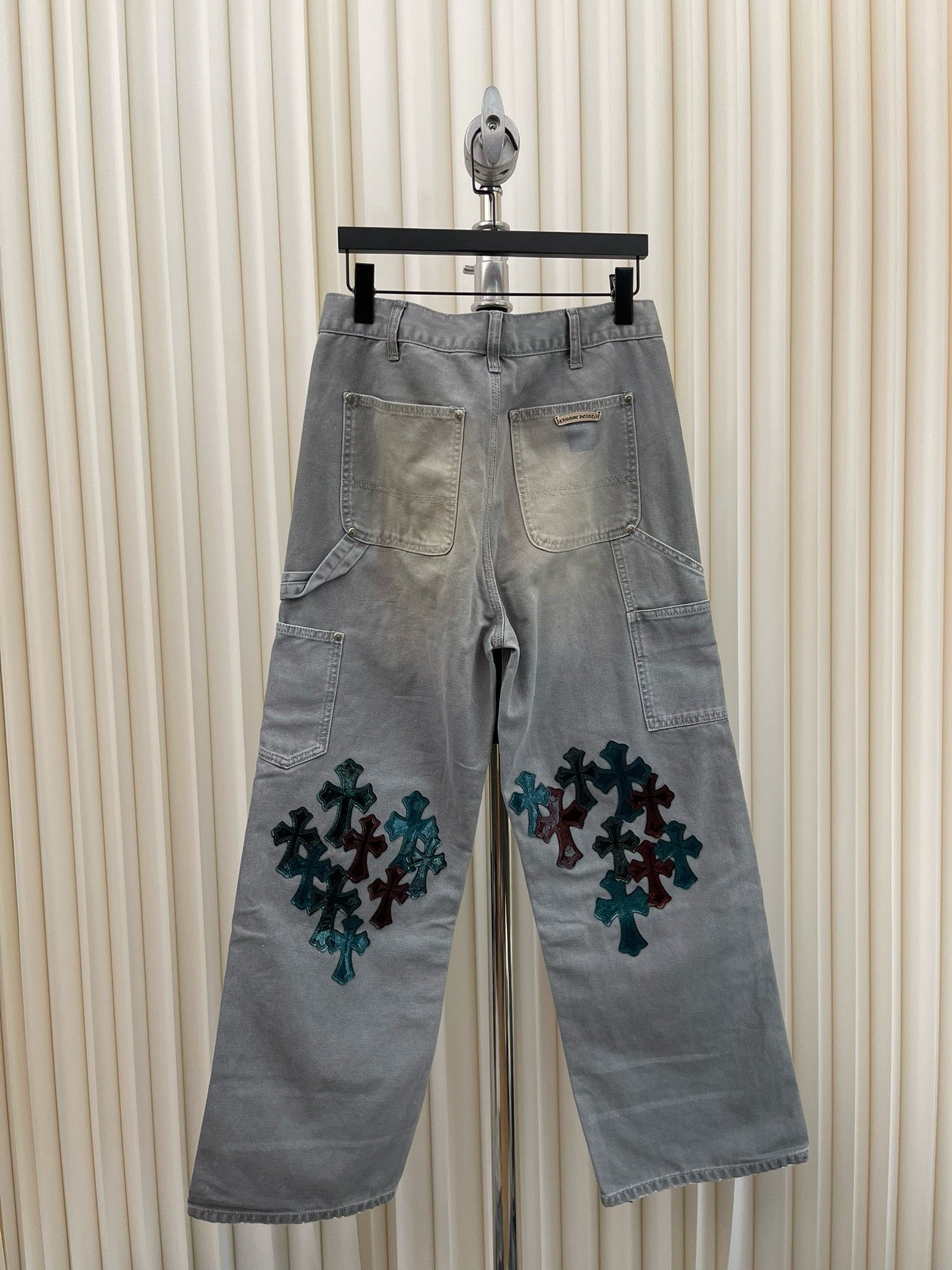 Pantalón gris