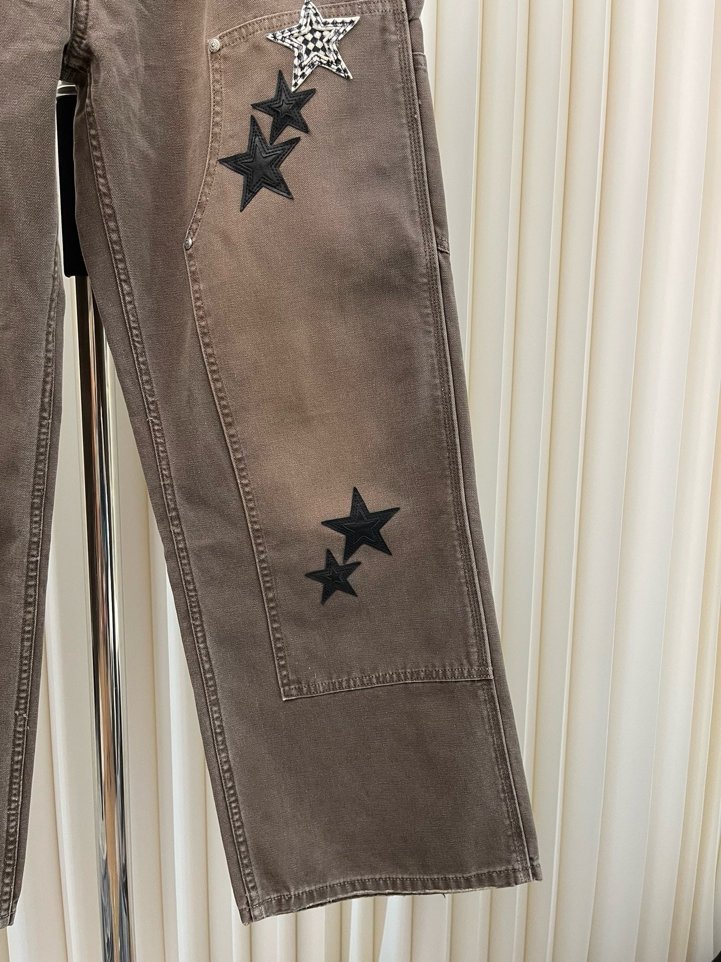 Pantalón marrón
