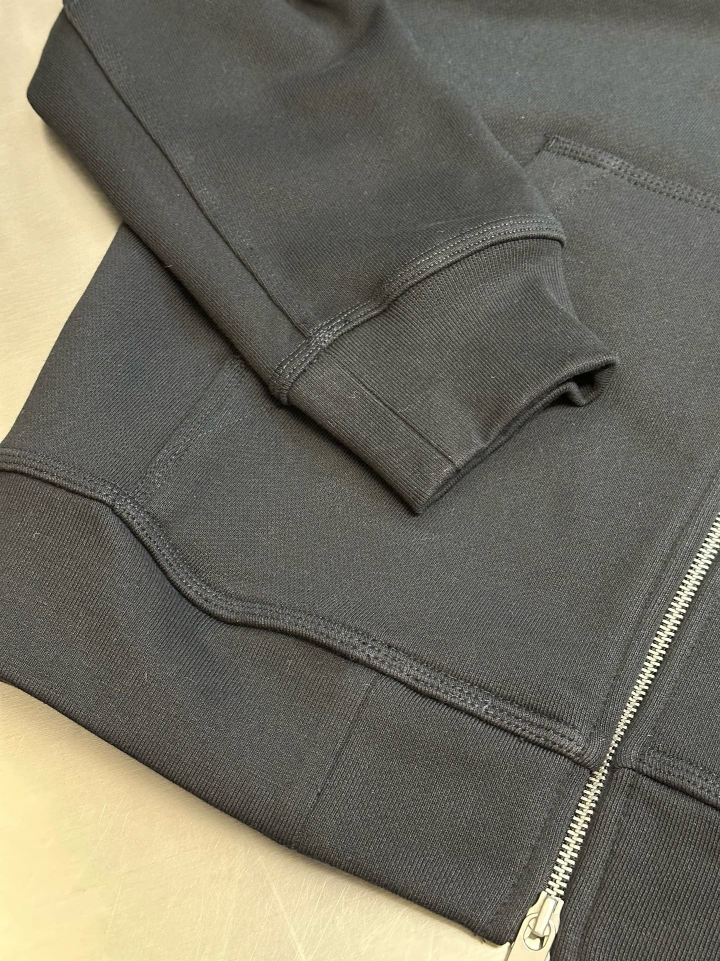 Chaqueta negra