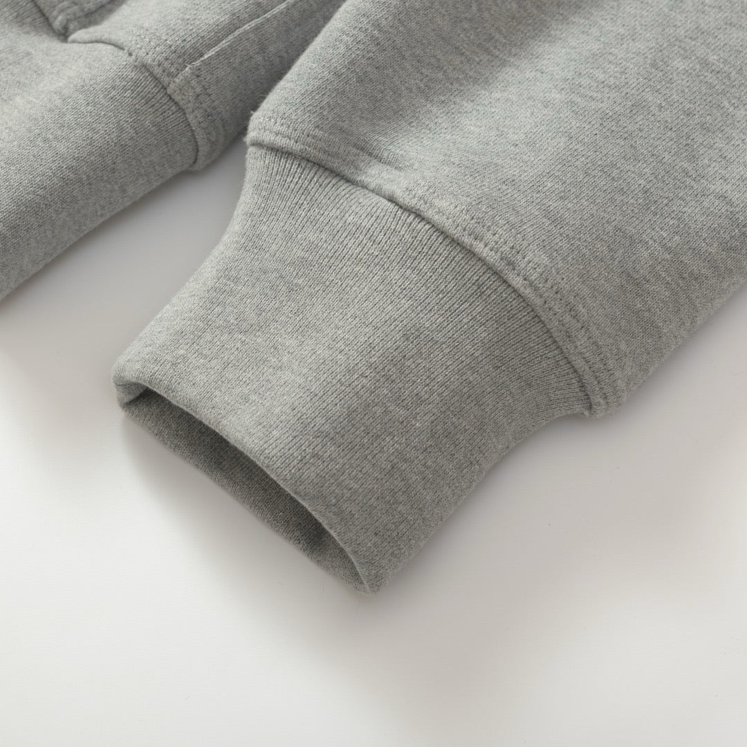 Chaqueta negra y gris