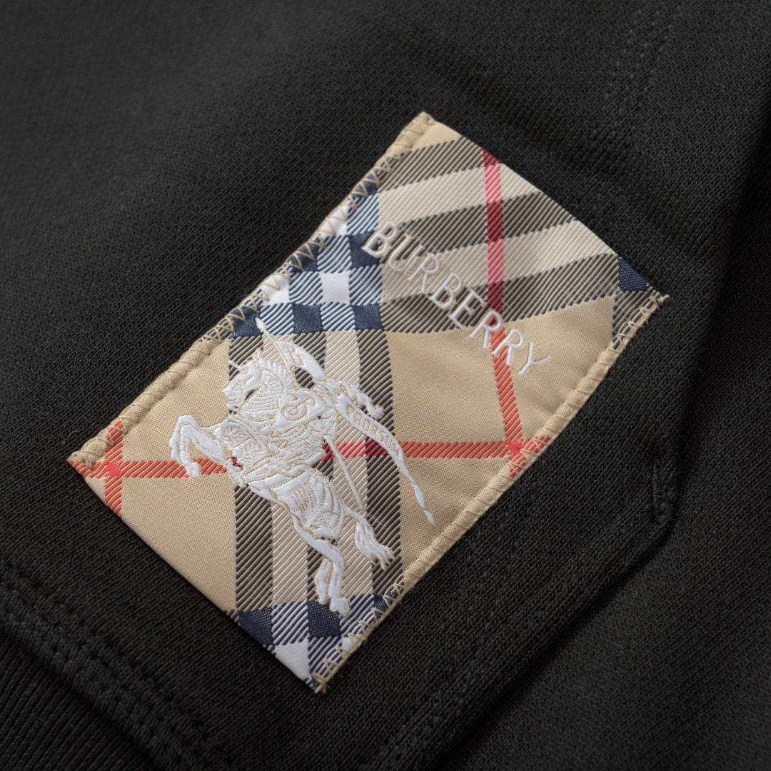 Chaqueta negra y gris