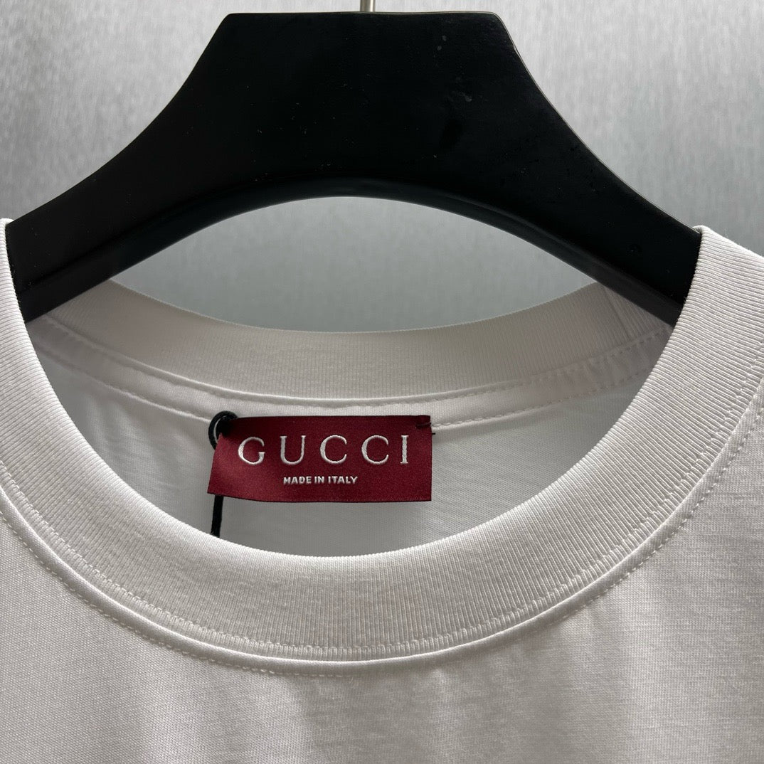 Weißes T-Shirt