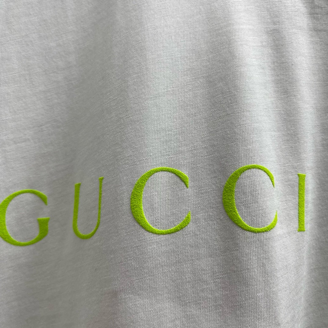 Weißes T-Shirt