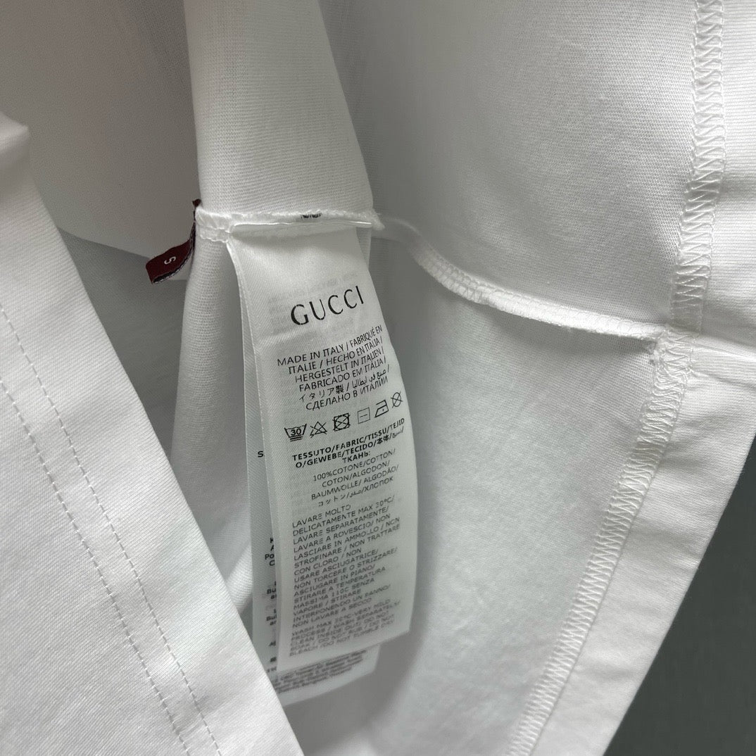 Weißes T-Shirt