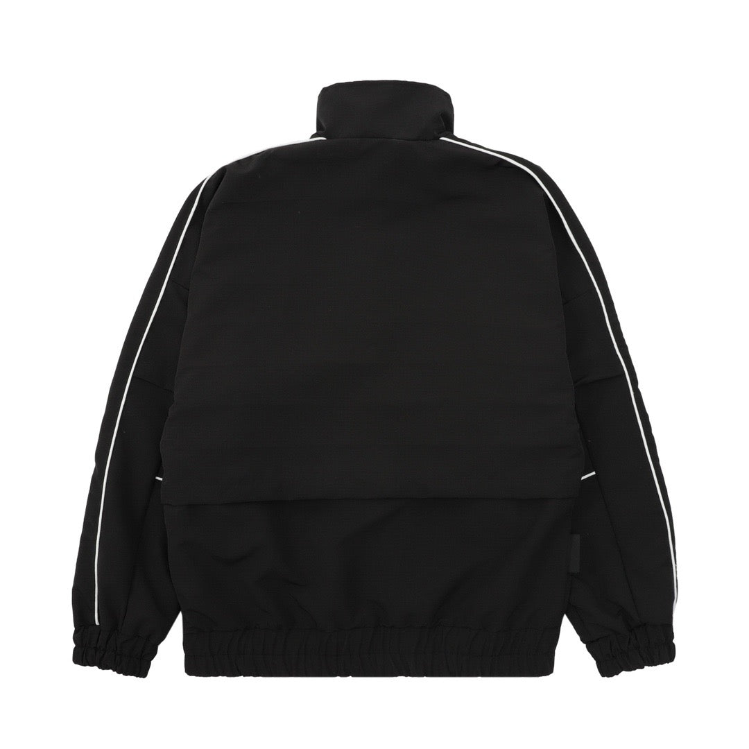Schwarze und khakigrüne Jacke