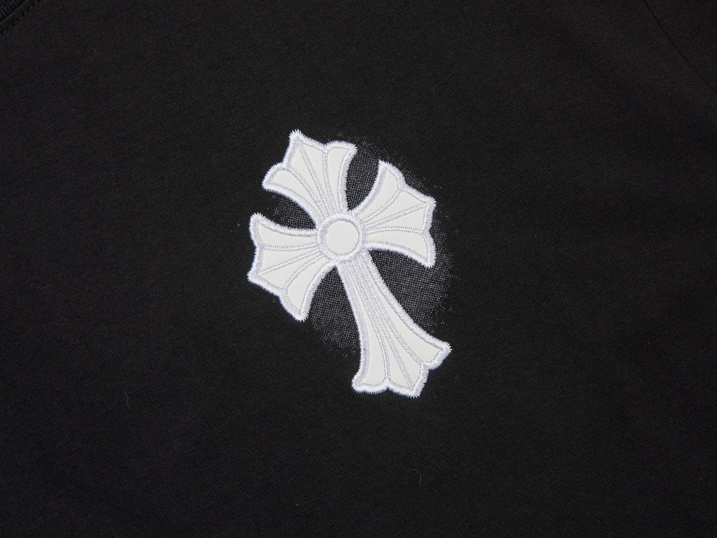 Camiseta en blanco y negro