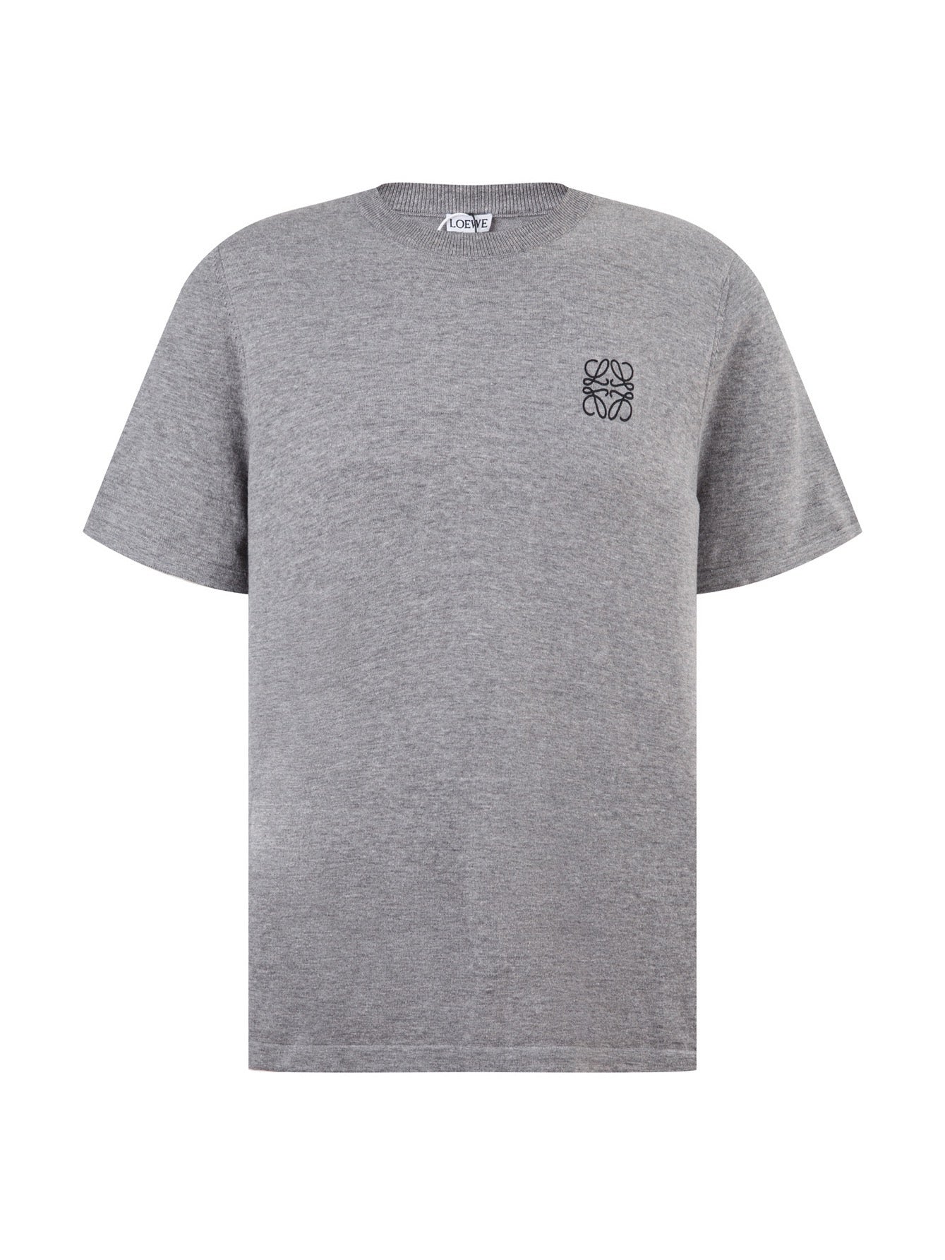 Camiseta negra y gris