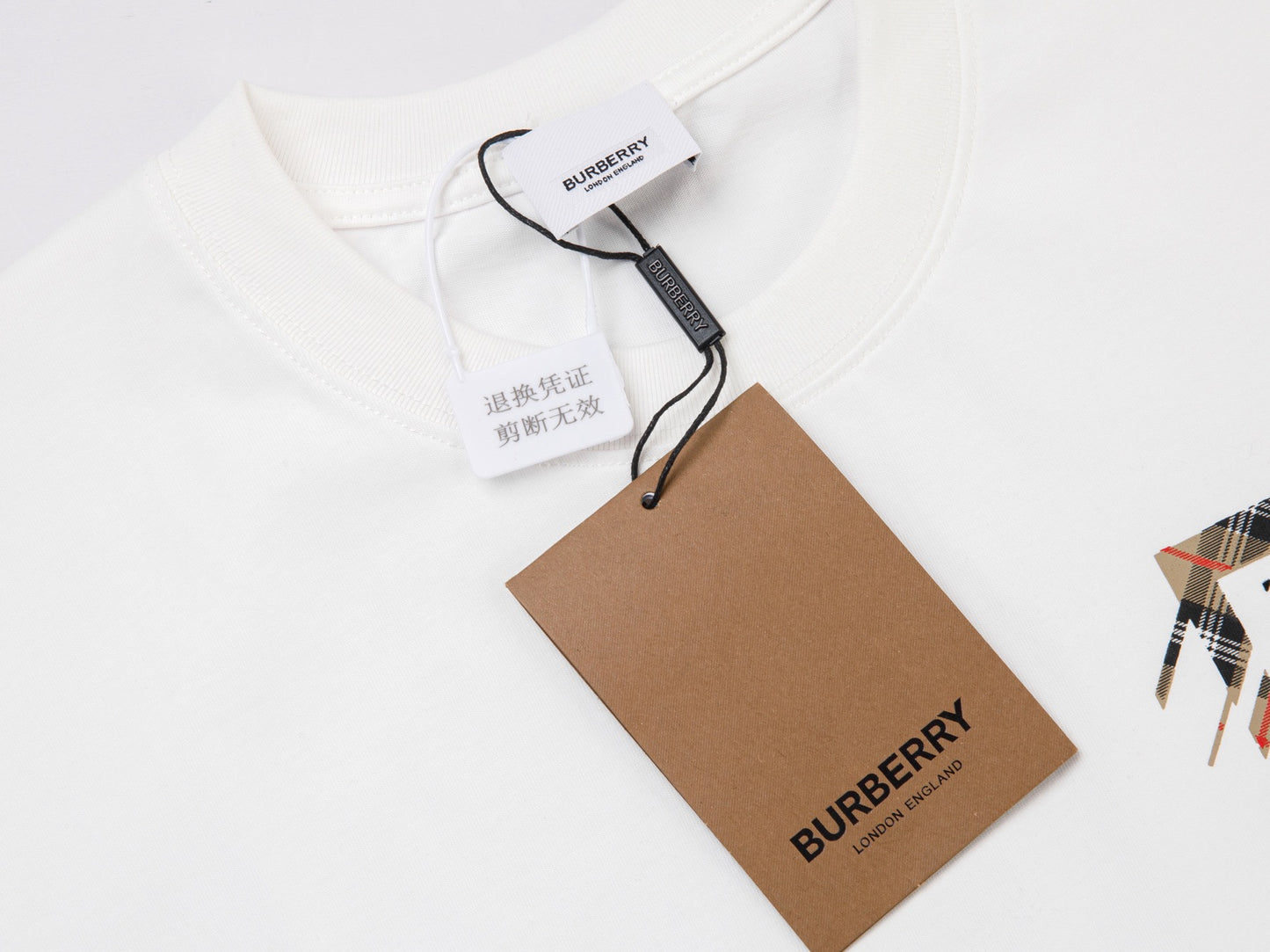 Mehrfarbiges T-Shirt