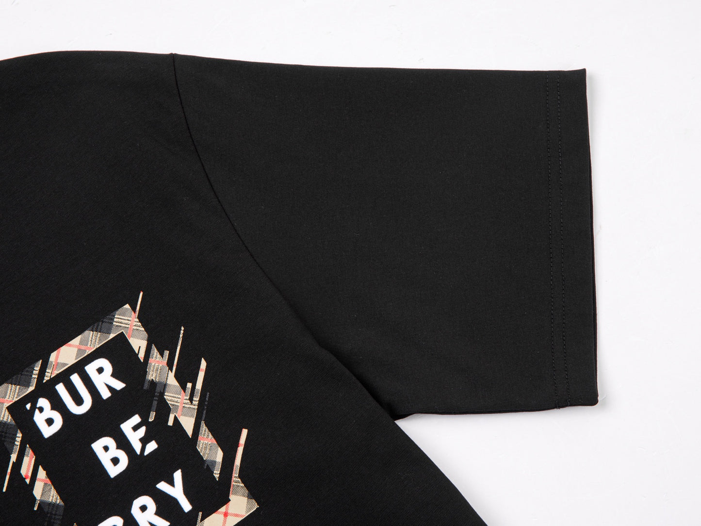 Mehrfarbiges T-Shirt