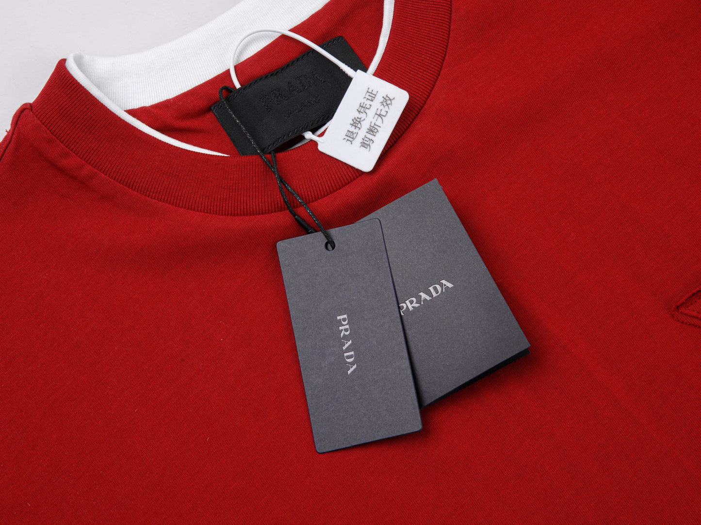 Mehrfarbiges T-Shirt