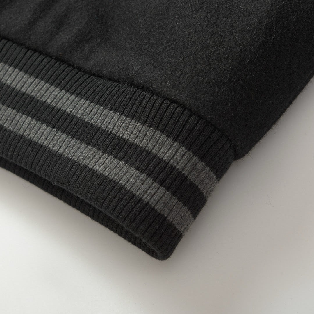 Schwarze Jacke