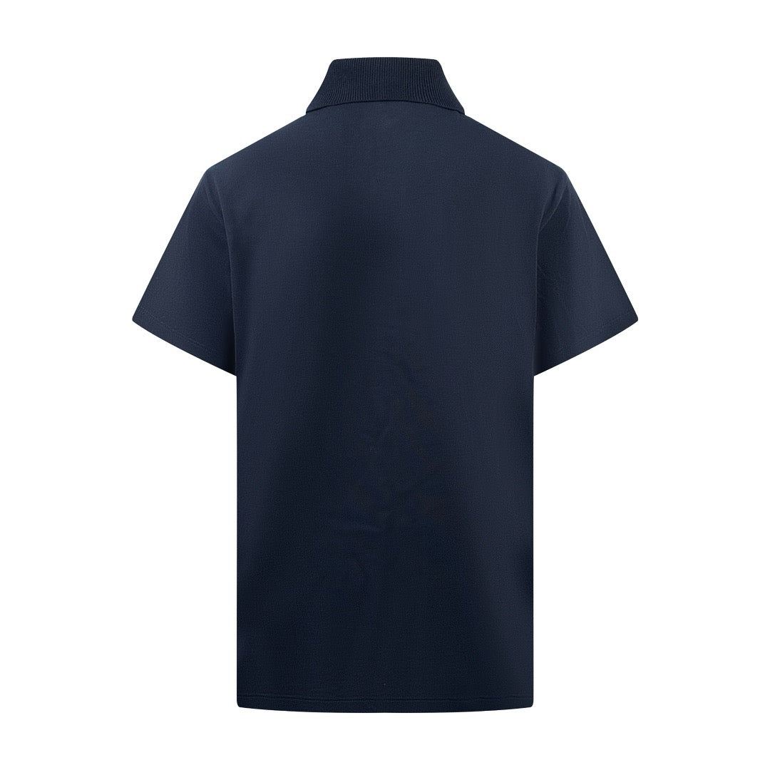 Polo azul y blanco