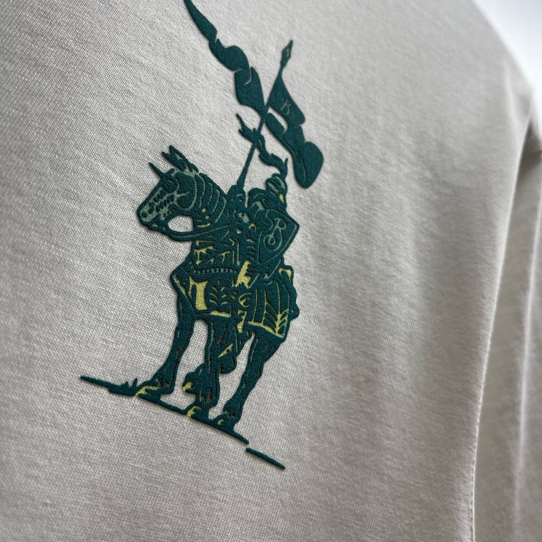 Grün-weißes T-Shirt