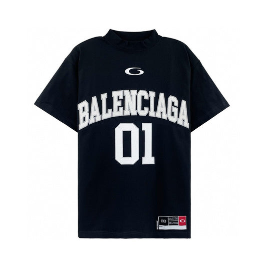 Schwarz-weißes T-Shirt