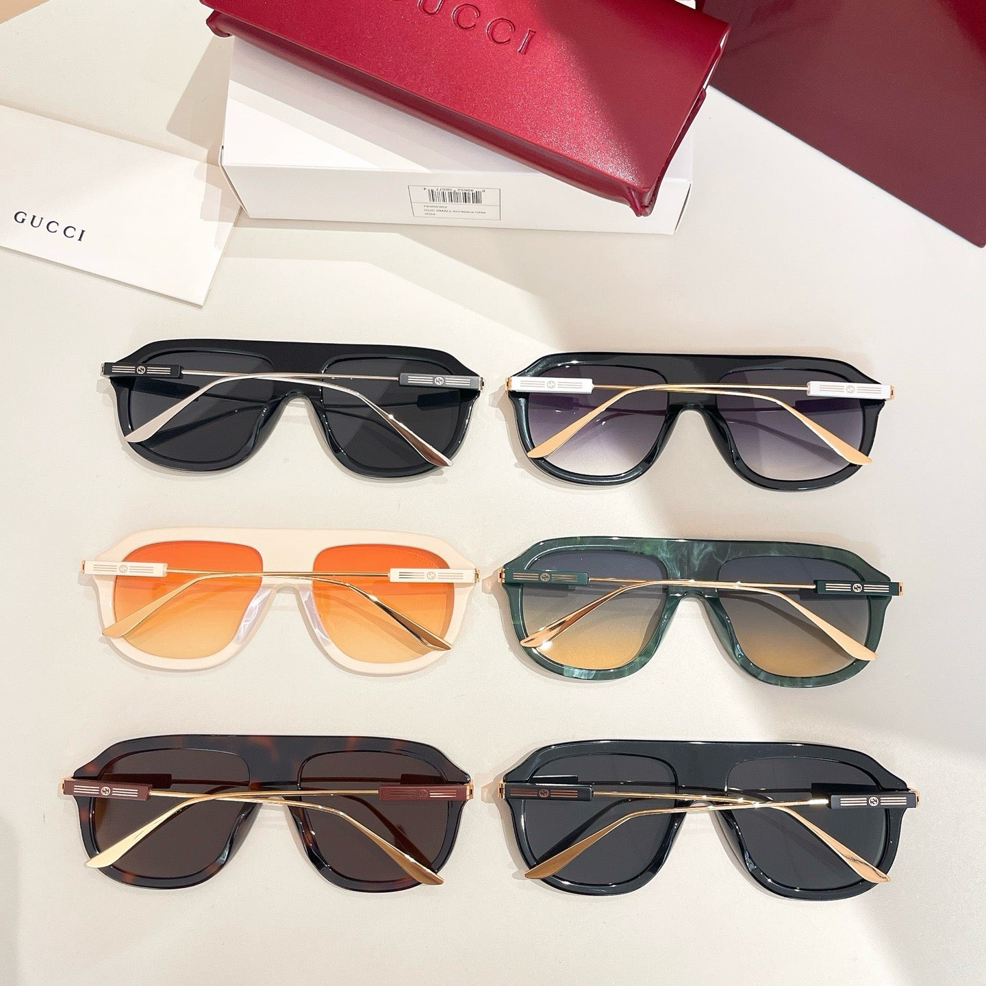 Mehrfarbige Sonnenbrille