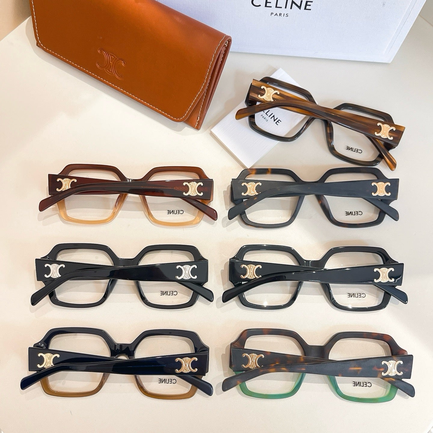 Mehrfarbige Sonnenbrille