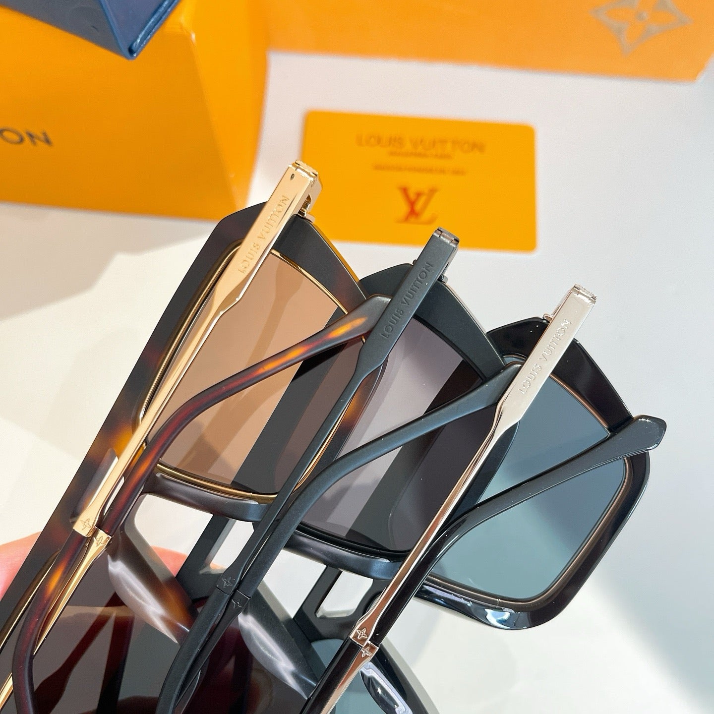 Multi-Colors Sunglass