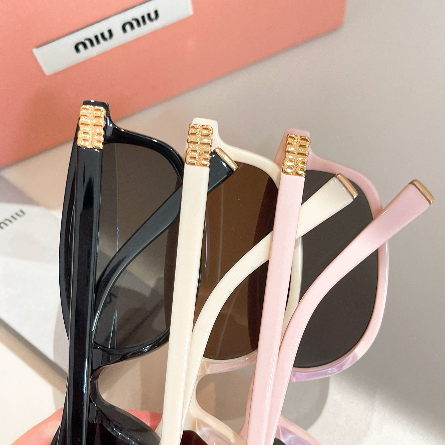 Multi-Colors Sunglass
