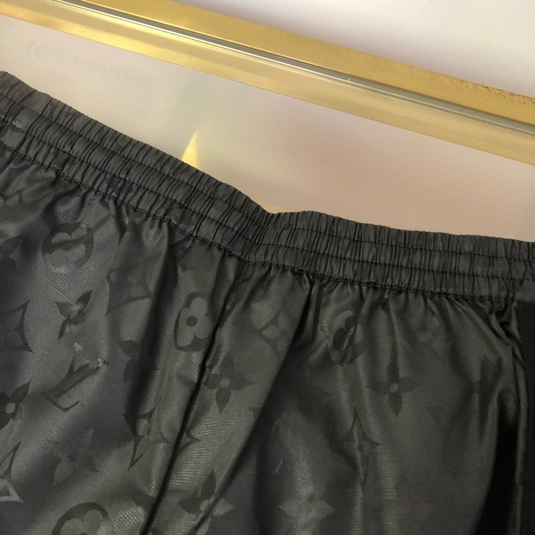 Black Short