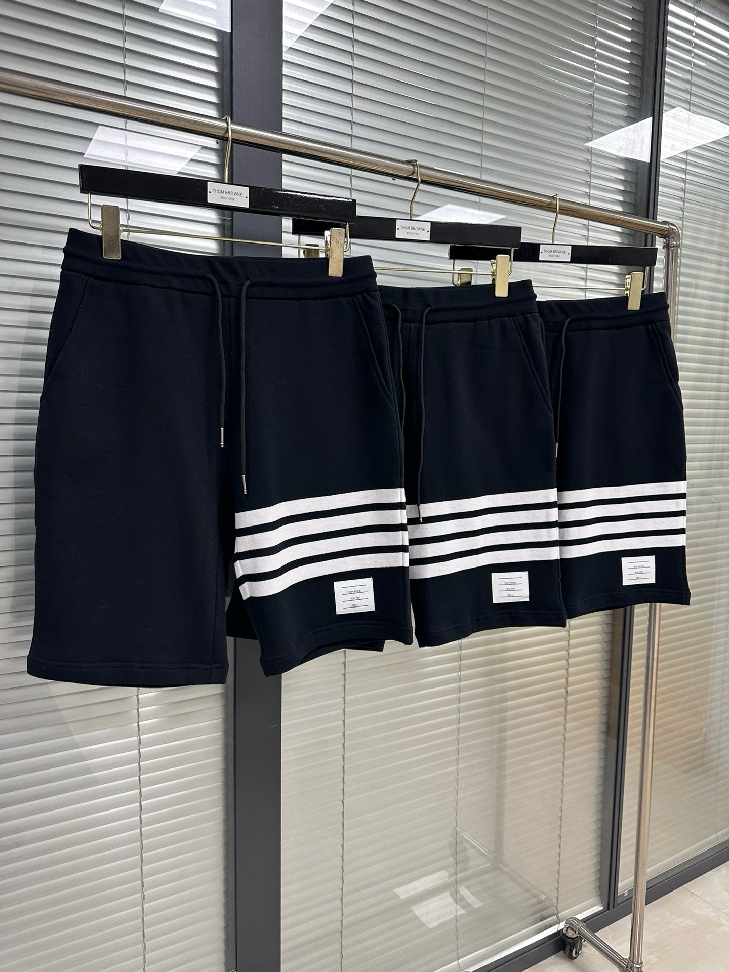 Multi-Colors Short
