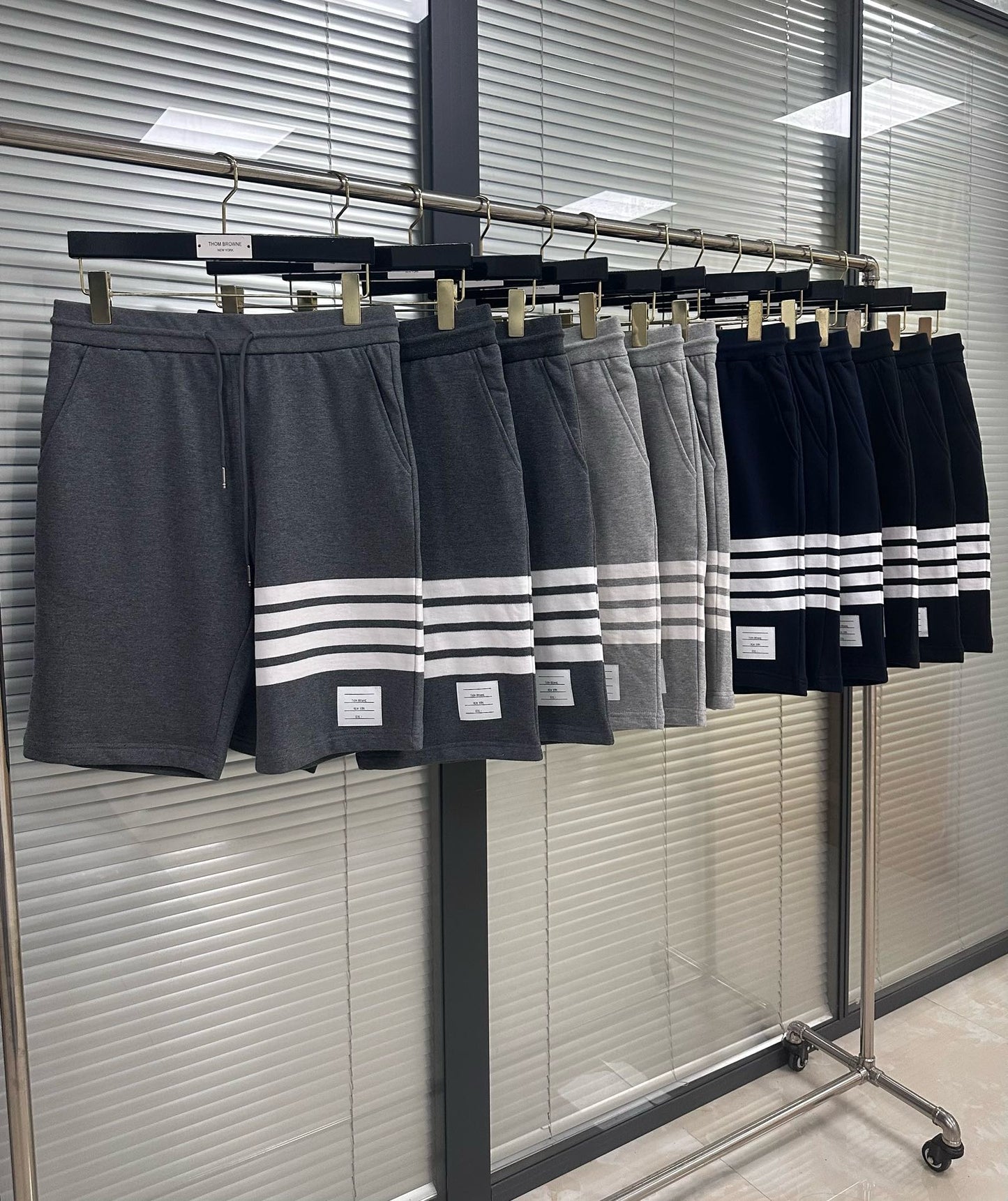 Multi-Colors Short