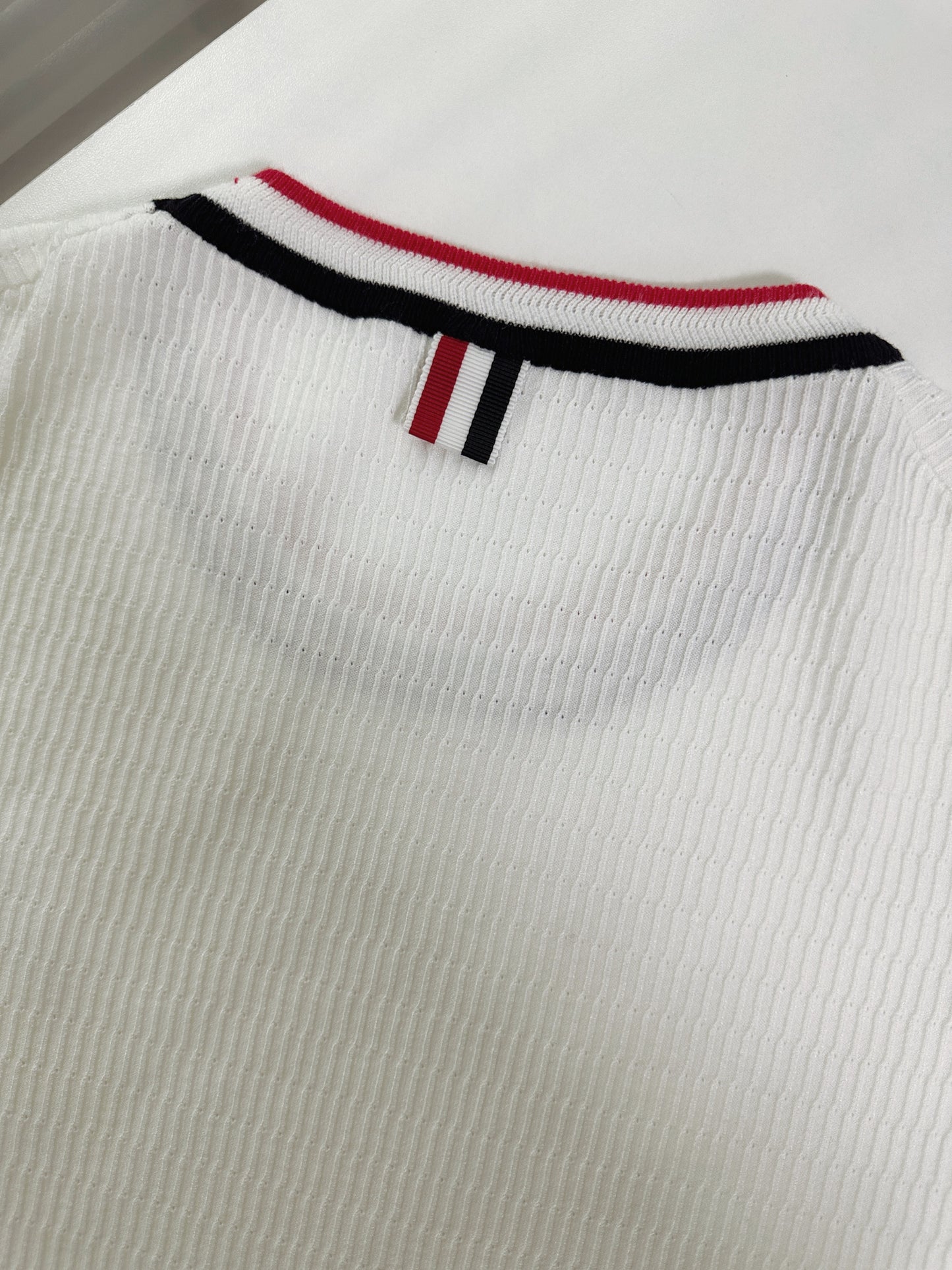 Mehrfarbiges T-Shirt