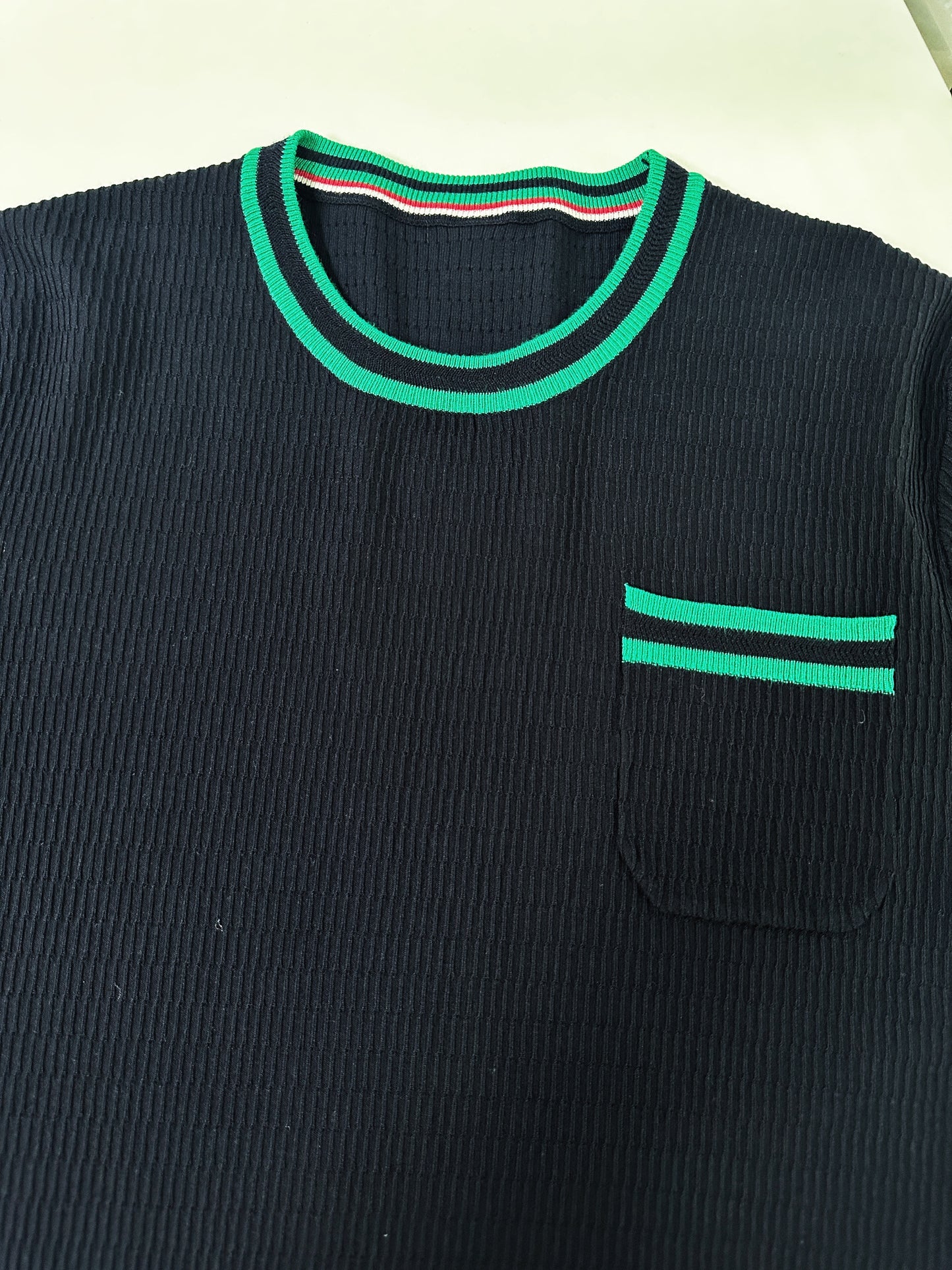 Mehrfarbiges T-Shirt