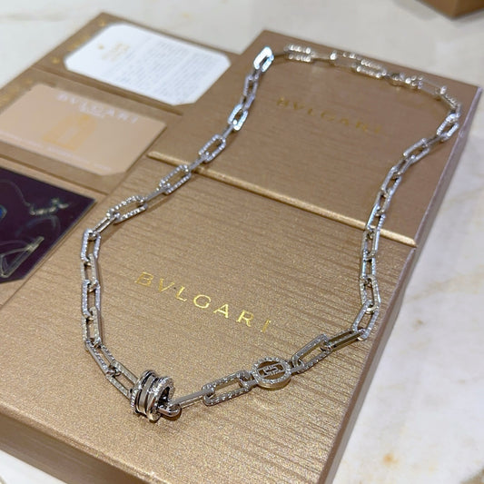 Silberne Kette