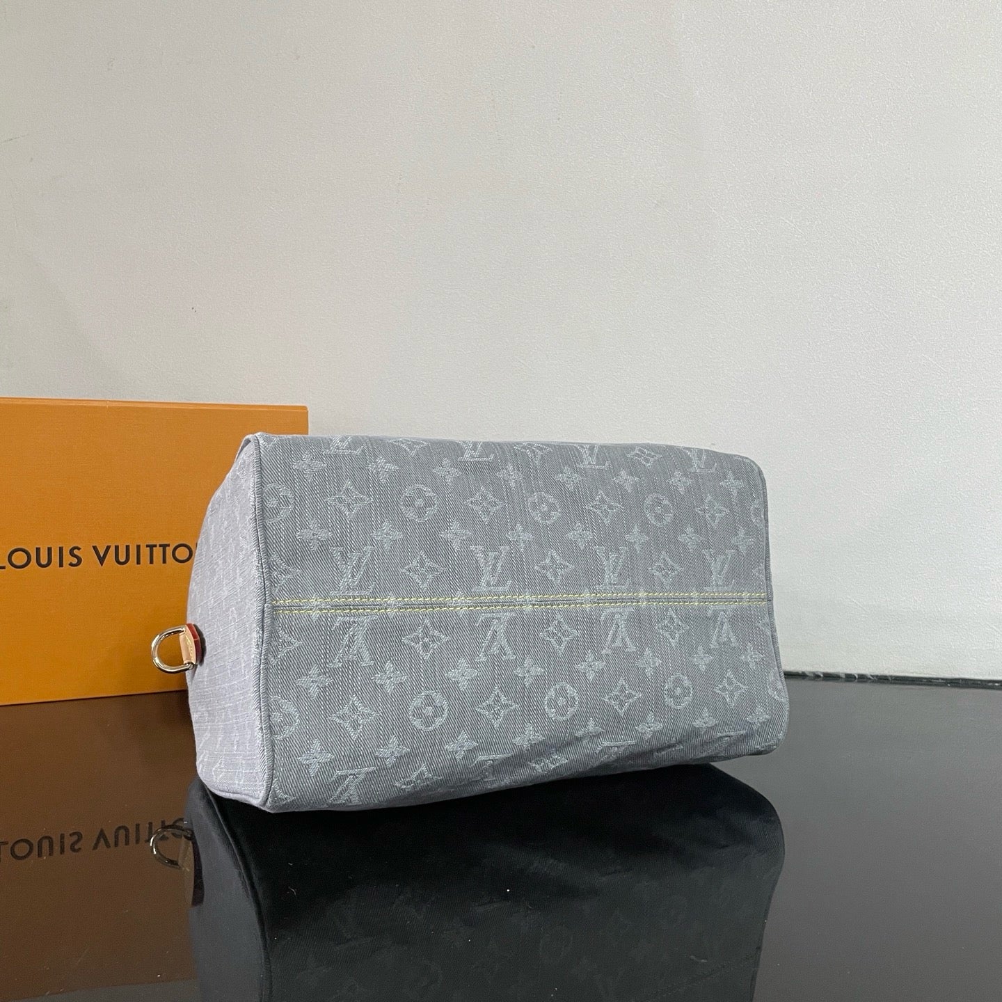 Bolsa gris