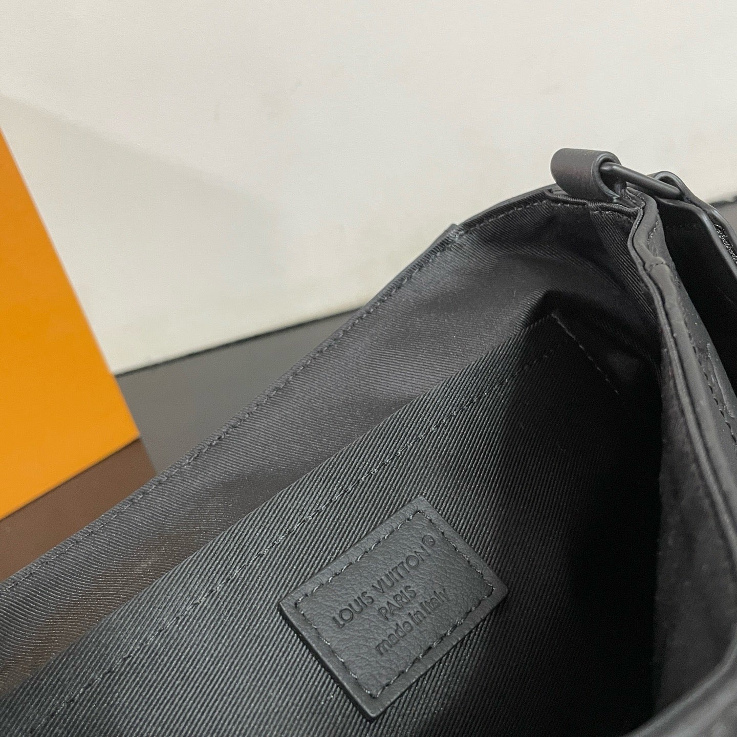 Bolsa azul oscuro