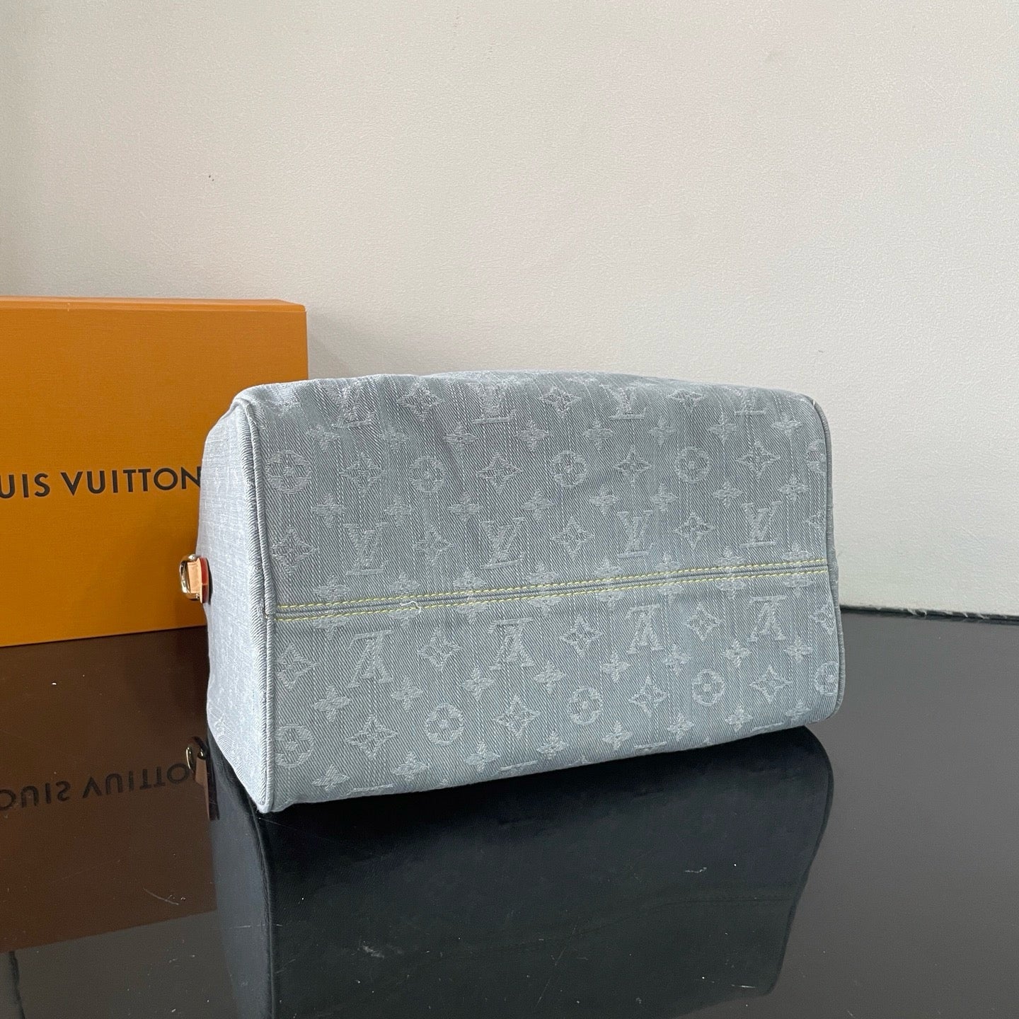Bolsa gris