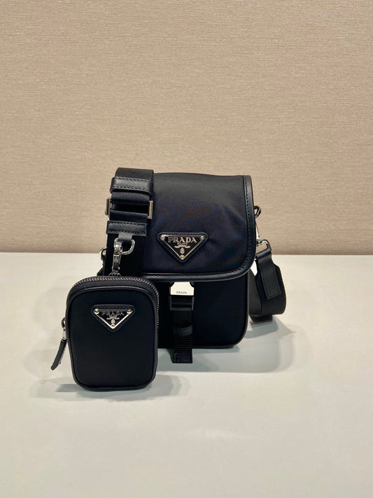 Schwarze Tasche