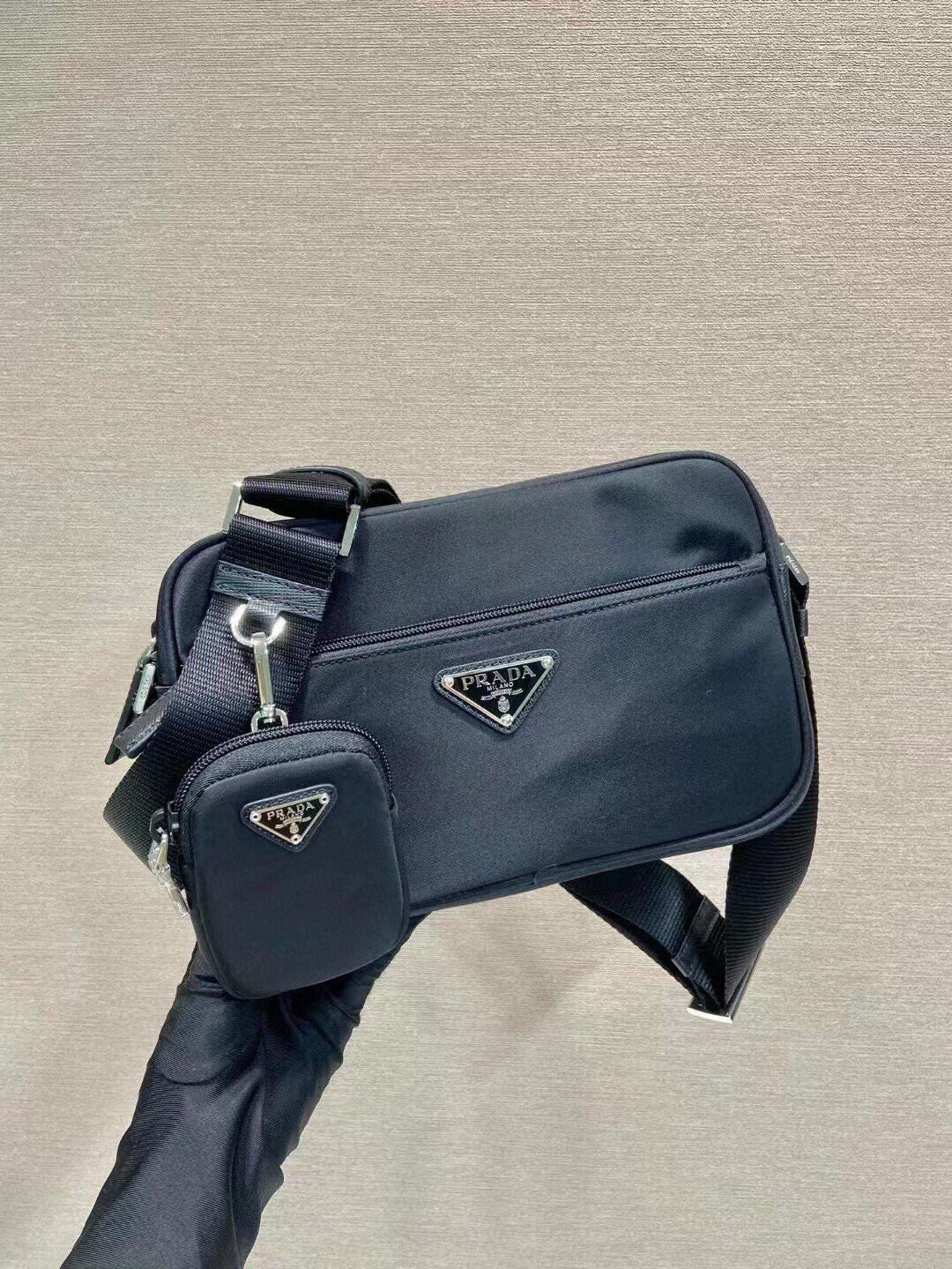 Schwarze Tasche