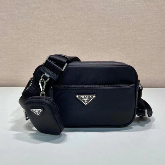 Schwarze Tasche