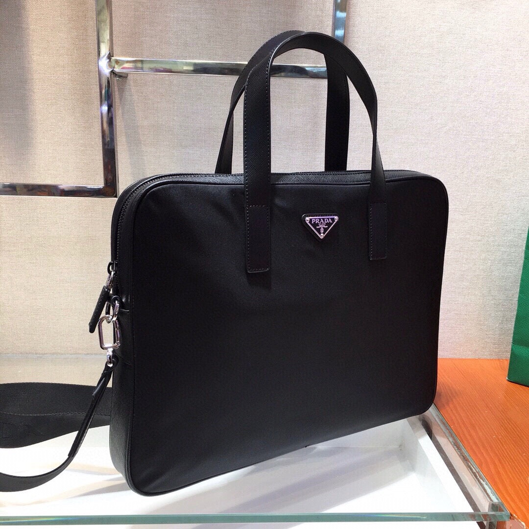 Black Bag - Size: 36-28-4
